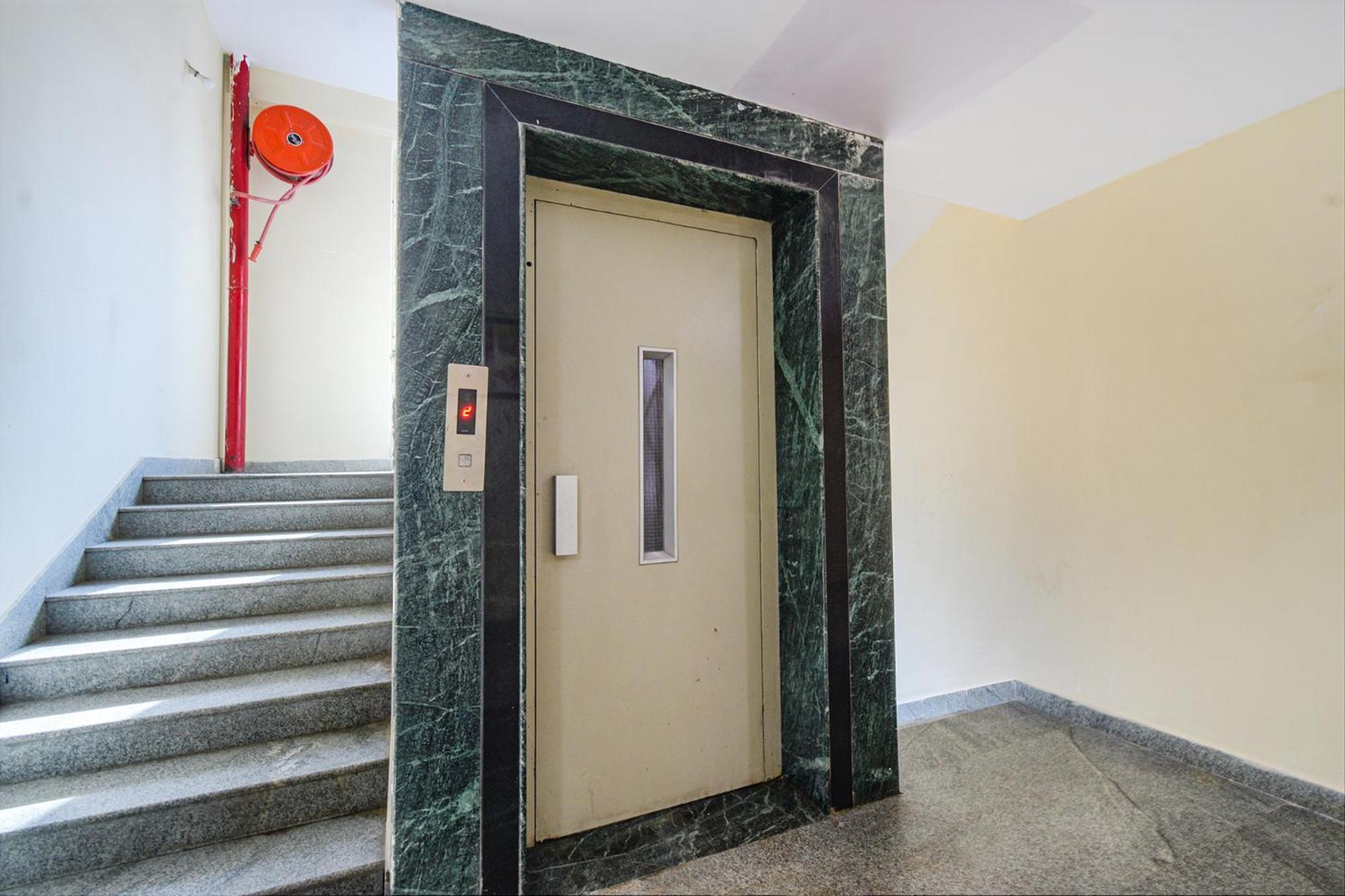 Fabhotel N Residency, Hitech City - 350M From Yashoda Hospital, Hitech City 海得拉巴 外观 照片