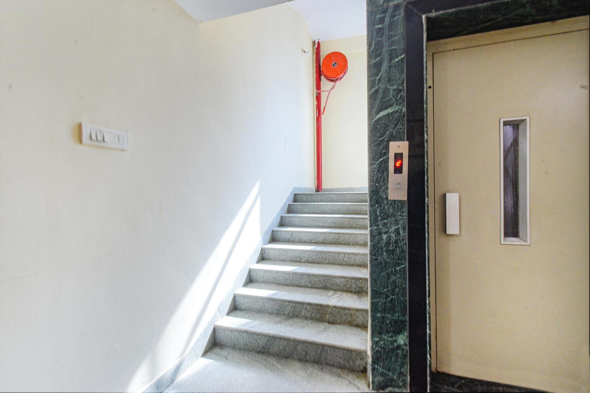 Fabhotel N Residency, Hitech City - 350M From Yashoda Hospital, Hitech City 海得拉巴 外观 照片